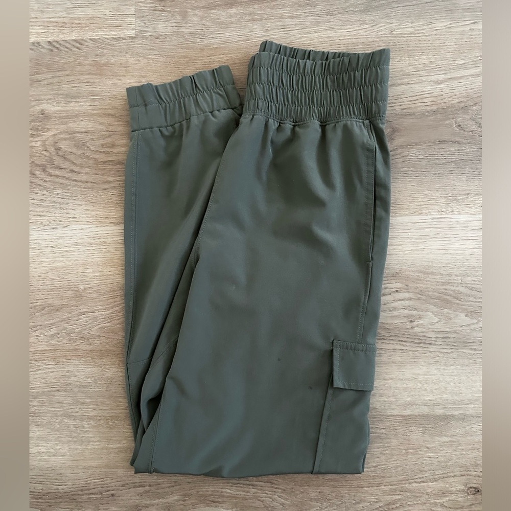 Abercrombie Ypb Motion Tek Cargo Jogger Xs - image 3